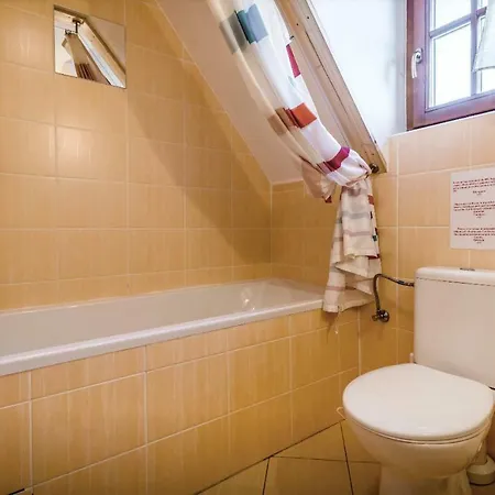 Three-bedroom Holiday In Feriehus