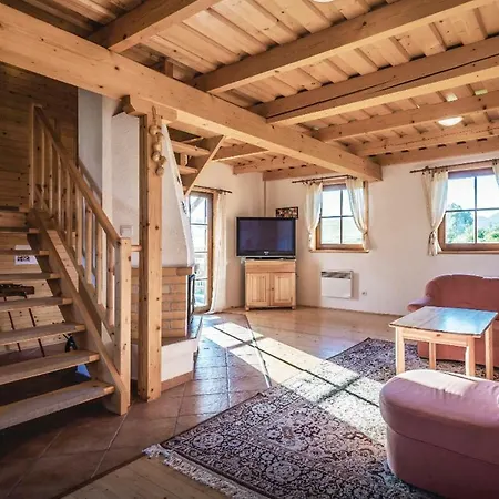 Feriehus Three-bedroom Holiday In Liptovský Trnovec