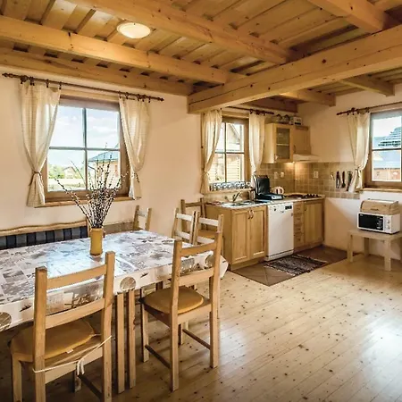 Three-bedroom Holiday In Liptovský Trnovec